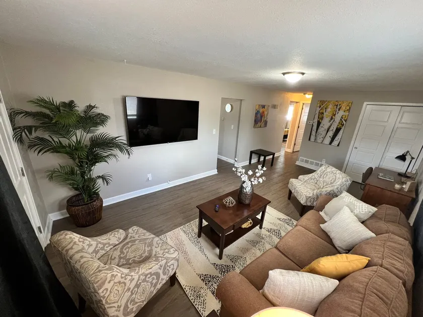 Spacious Westminster 2bd/1ba - Image 1