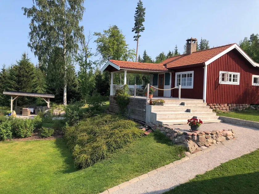 Sunnanäng Hilltop - cozy with amazing views - Image 1