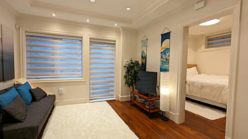 Modern Private Suite• Central to UBC/Downtown/YVR - Image 1