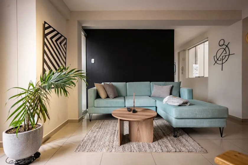 Spacious Haven w/ Travel Expert - Image 1