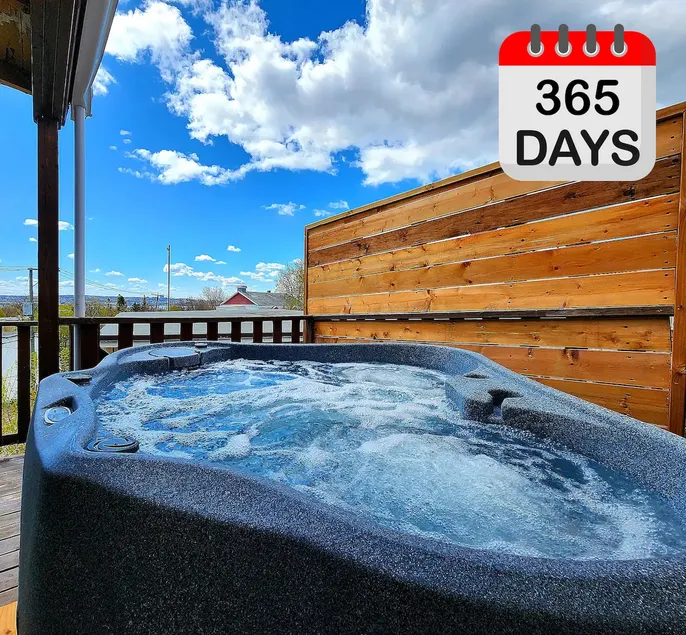 Lovely Boho Spa Sauna AC and Free Parking - Image 1
