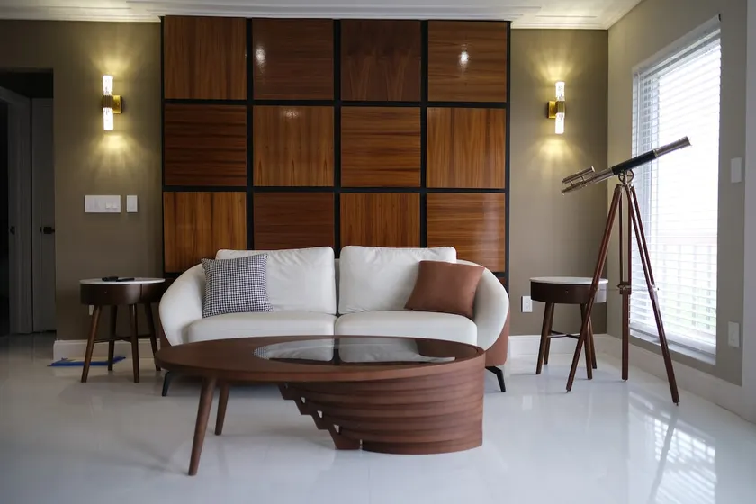 Modern refinement on the waterfront! - Image 1