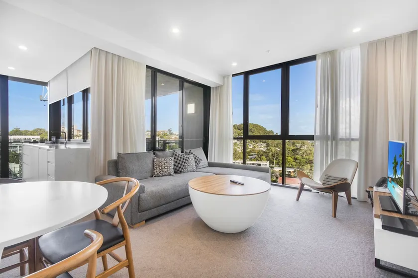 One Bedroom Panoramic Apartment! - Image 1