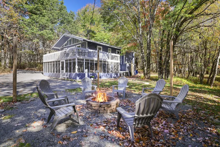 BigBlueHouse~6br~Cinema~Arcades~HotTub~Familyfun! - Image 1