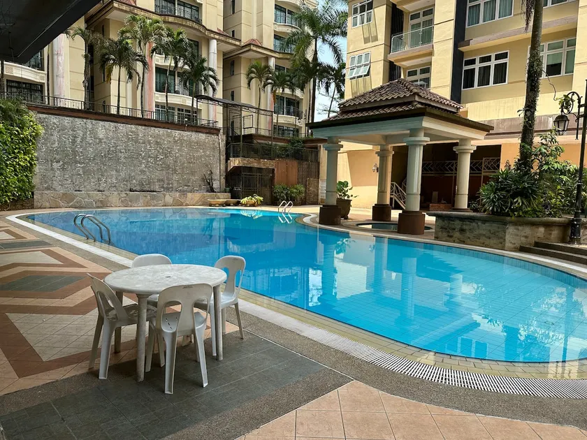 Kuching City Center Riverine Apartment With Balcony and Marvelous View - Image 1