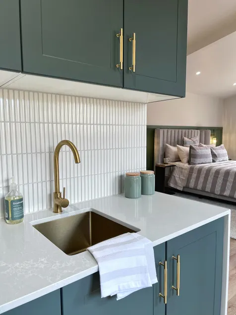 Brand New Studio / 400m To Town / Pet Friendly - Image 1