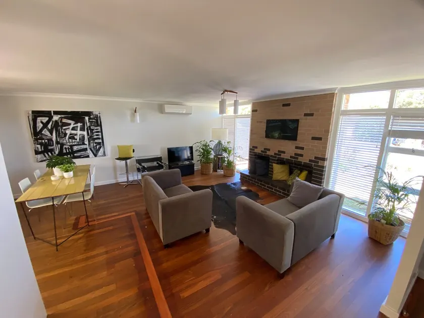 Nelson Cottage - relaxed retro, modern and original - Image 1