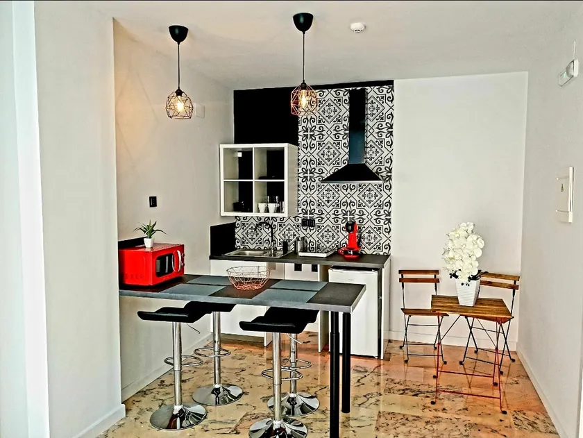 Lhome, Denise Apartment - Image 1