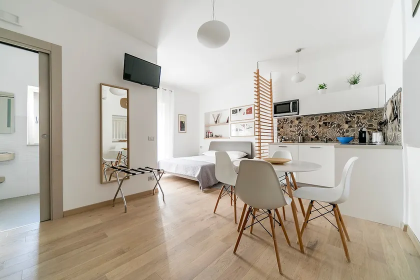 Sweet Home - Image 1