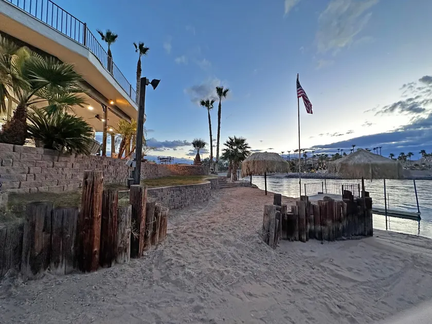 Tranquil Riverfront Luxury Home! - Image 1