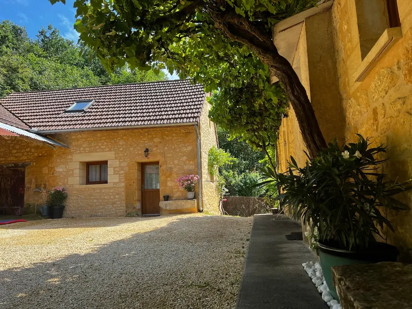 Gîtes – Les Combarelles - Image 1