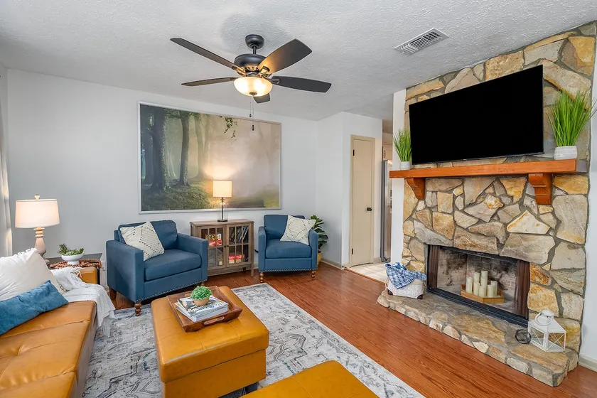 Southern Getaway near Downtown Savannah & Tybee - Image 1