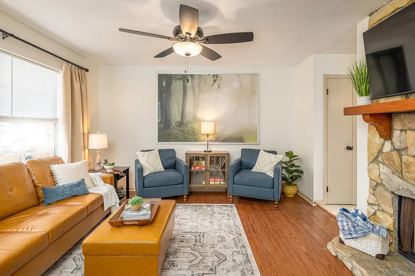 Southern Getaway near Downtown Savannah & Tybee - Image 1
