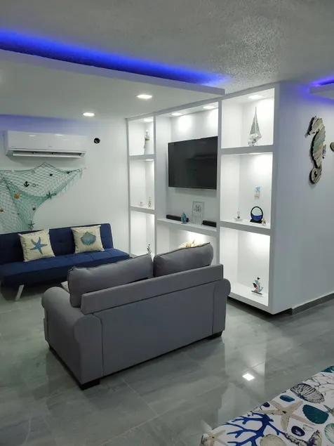 Solar Powered- Amazing location - 3 bedrooms house - Image 1