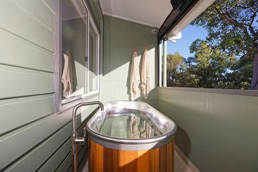 Bushy Beach House - Your Place to Stay - Image 1