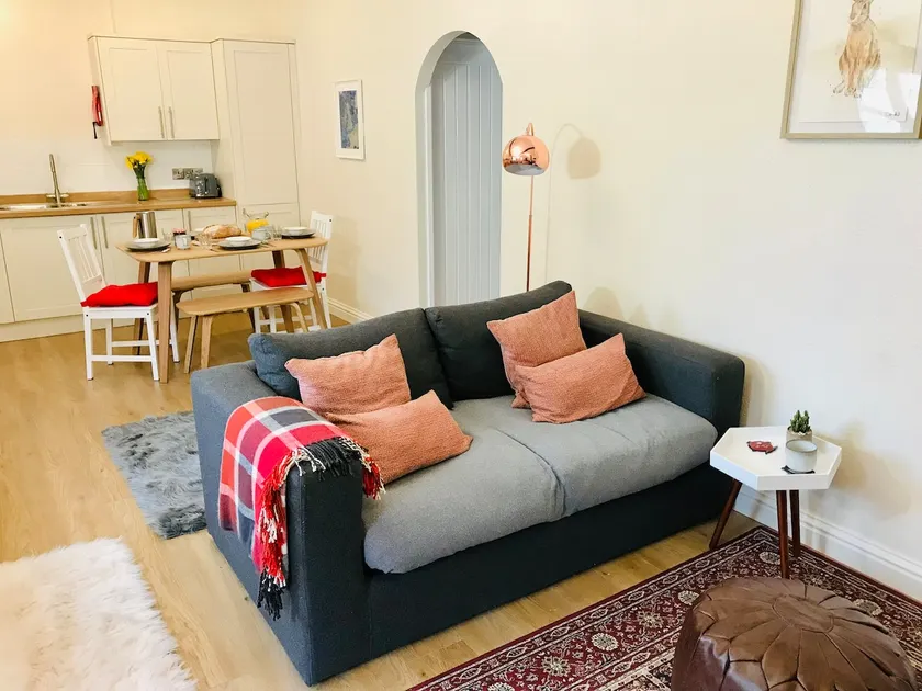 Cottage in North Somerset - Image 1