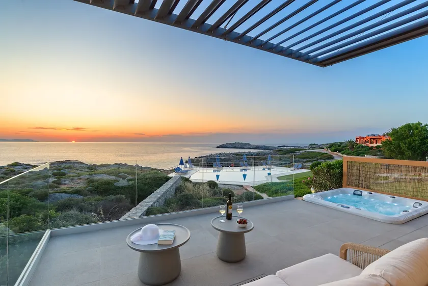 Junior Villa mit herrlichem Sonnenuntergang und Meerblick - Image 1