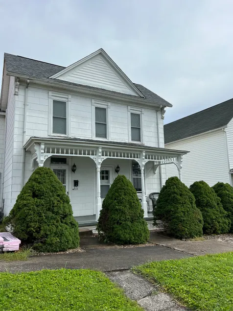 Historic District Studio - Image 1
