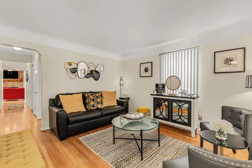 Beautiful 4 Bedroom Home in Redford - Image 1