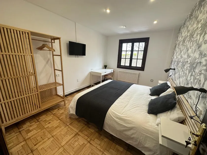 Apartamento Plaza del Rey - Image 1