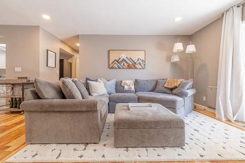 Vibrant Boho Home 3 Bed Pet Friendly - Image 1