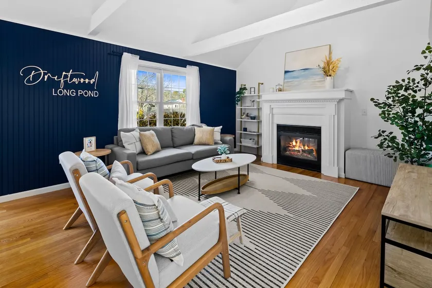 Updated, Cozy Cape Home, 5 min Walk to Long Pond - Image 1