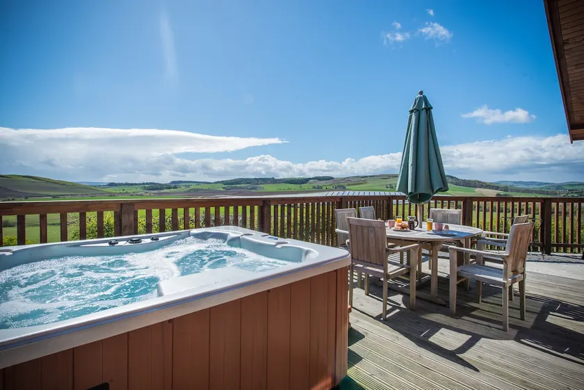 Barn Lodge - Image 1