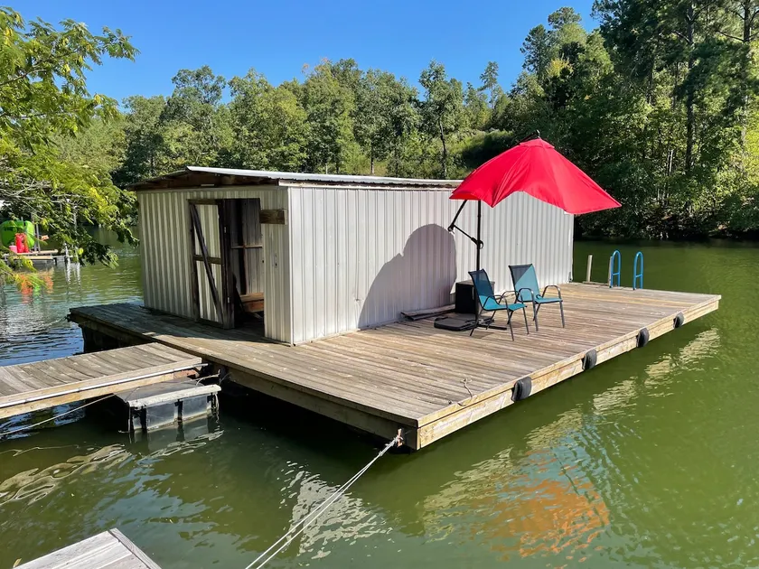 King’s Port Decks, Hot Tub, Boathouse, Fun! - Image 1