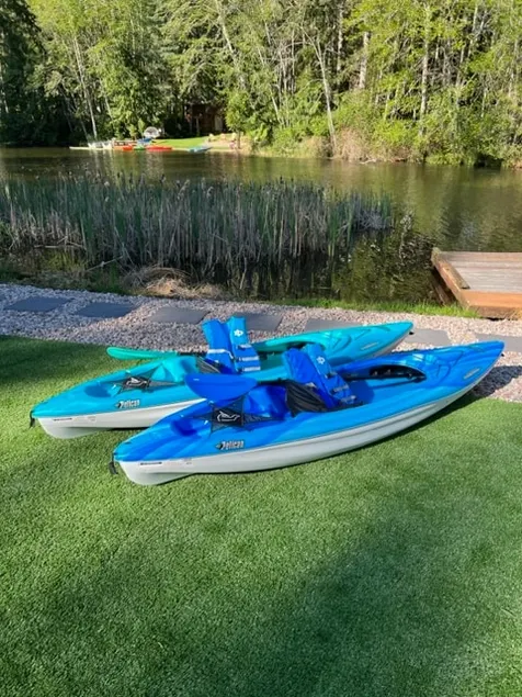 Lakefront Haven: Lakeland Village Golf! - Image 1