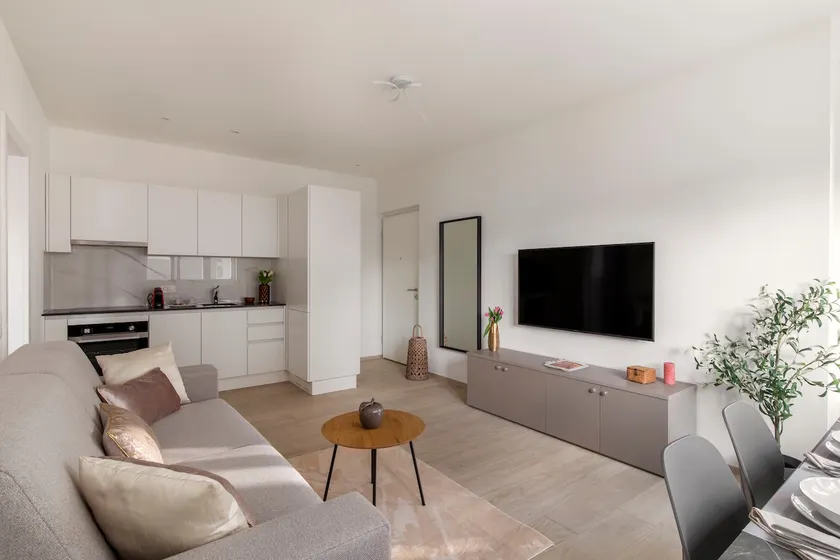 Rex Suite | The Luxury Collection | Parking & AC - Image 1