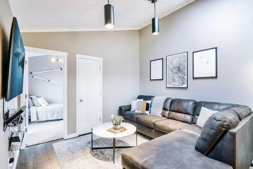 SLC Home 2Bd|1Ba Duplex - Image 1