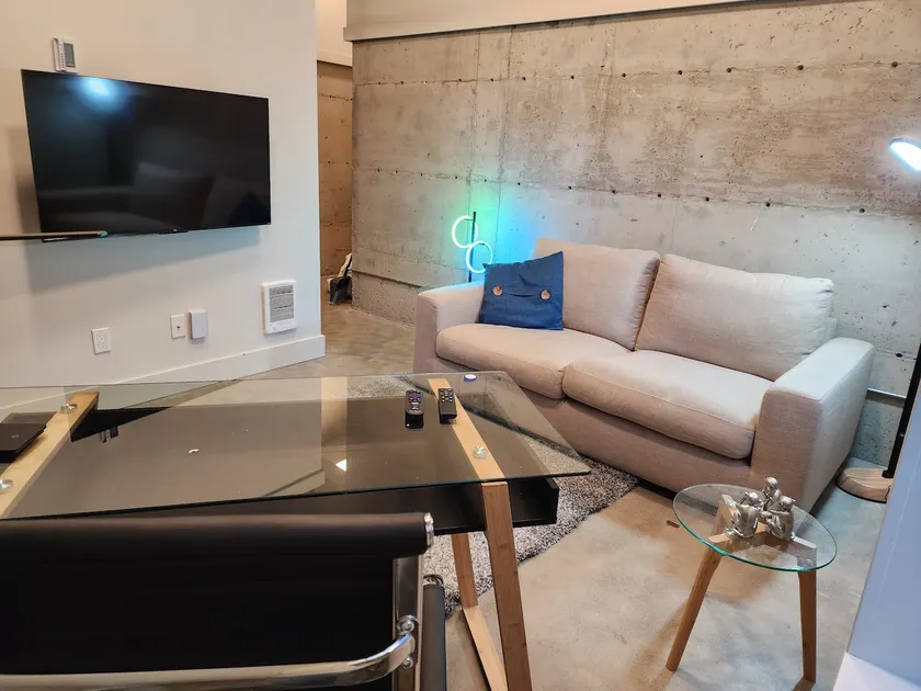 Modern Loft • Near Downtown & Hospitals - Image 1