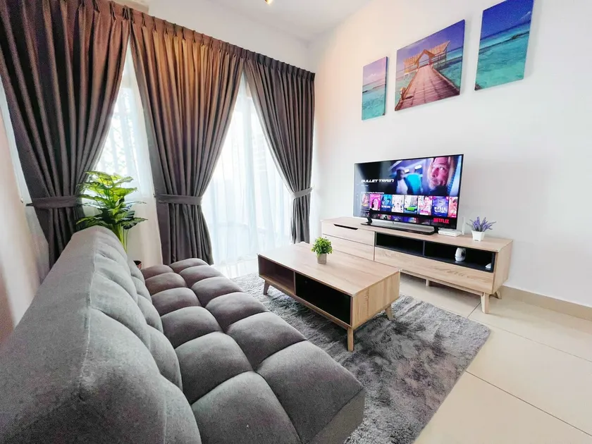 Meridin bayvue, big balcony near MMHE, Netflix - Image 1