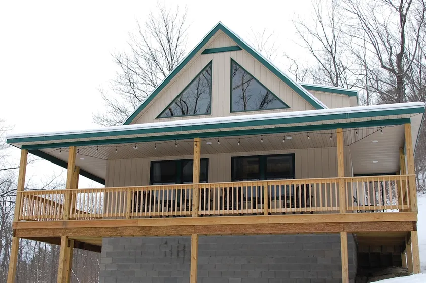 Bristol Cabin near Canandaigua - Image 1