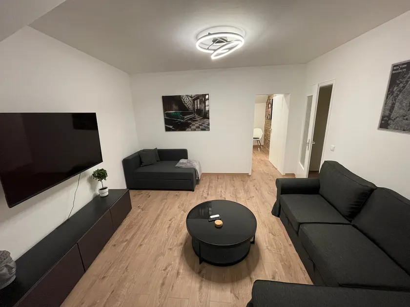 3 room trade fair/vacation apartment in city center - Image 1