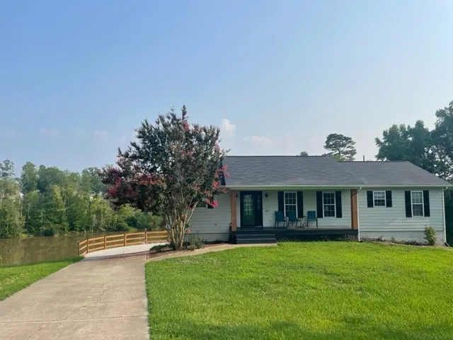Lakeside Hideaway! Large Home with Scenic View! - Image 1
