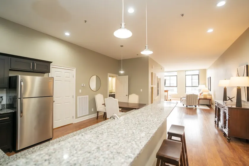 Great Southside Location 2 bdrm - Image 1