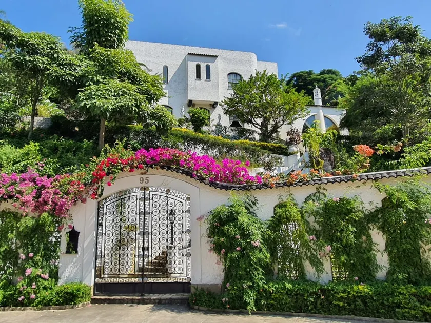 House in Paquetá - Image 1