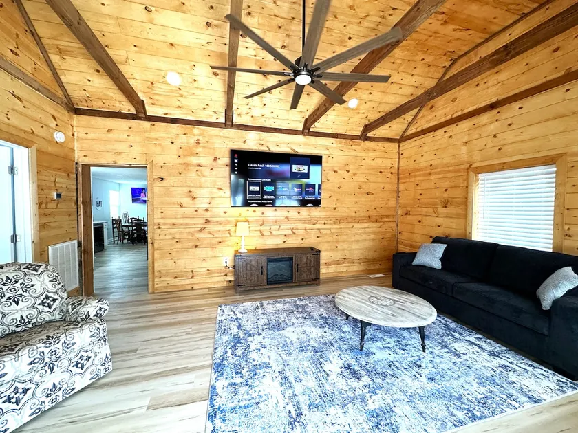 The Cottage on Rocky Top - Image 1