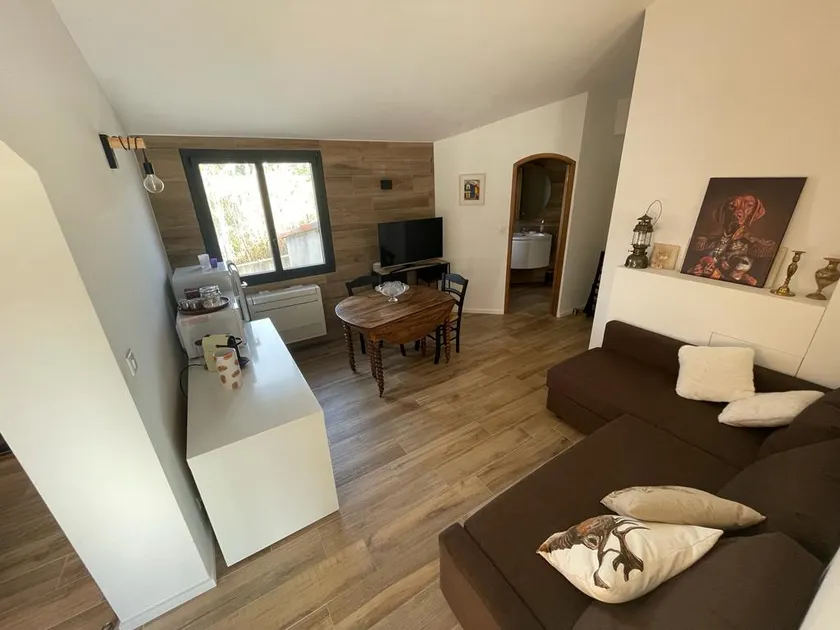 Lascours ground floor villa - Image 1