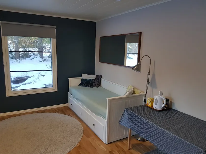 Comfortable guest house studio - Image 1