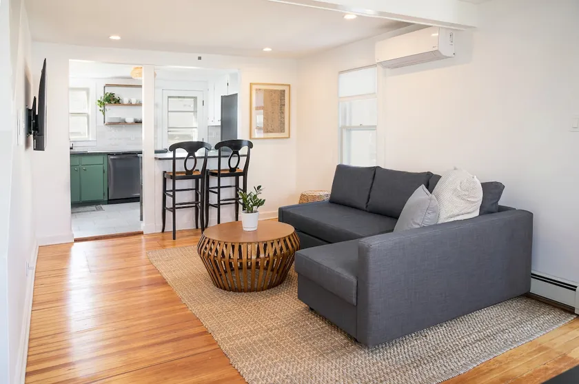 Branford Coastal Bungalow - Image 1