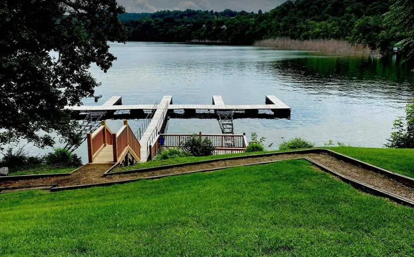 Boone Lake Condo - Image 1