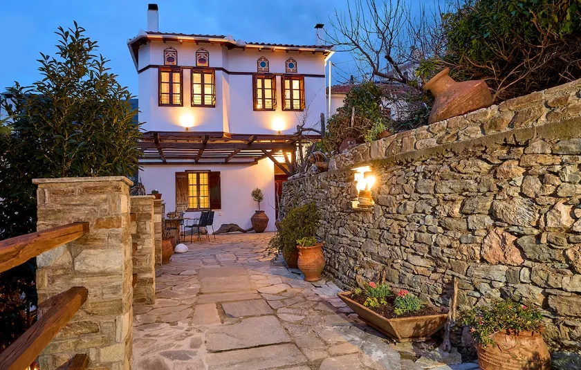 Traditional House In Portaria - Image 1