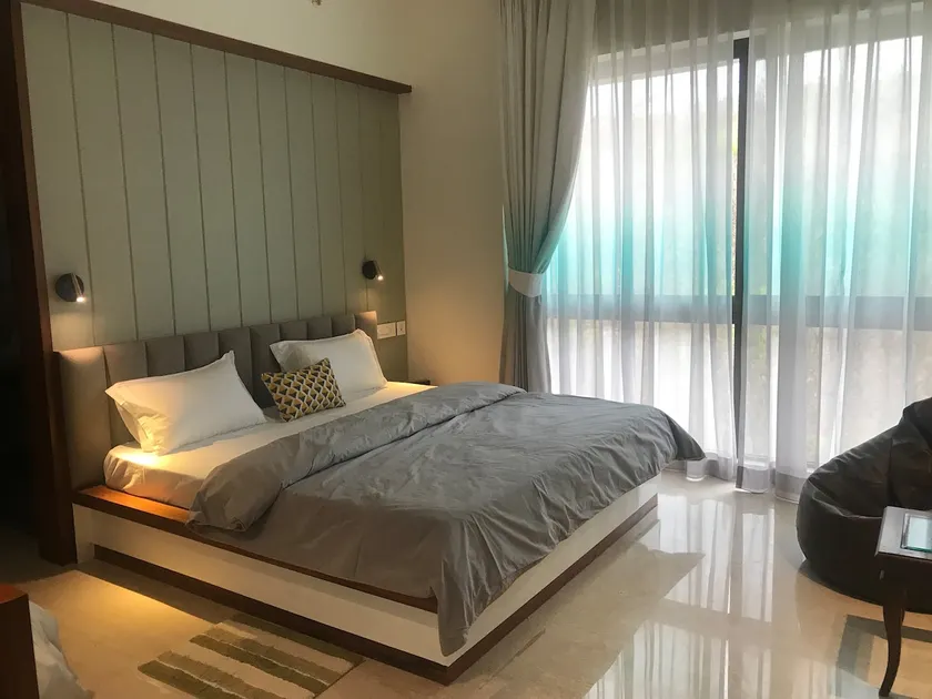 Class & Comfort amidst greenary - Image 1
