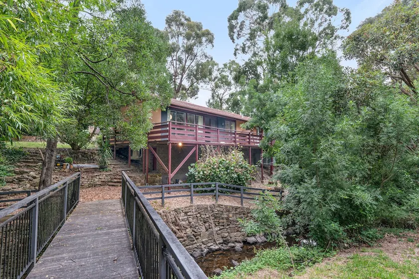 Hills Serenity w Private Creek - Image 1
