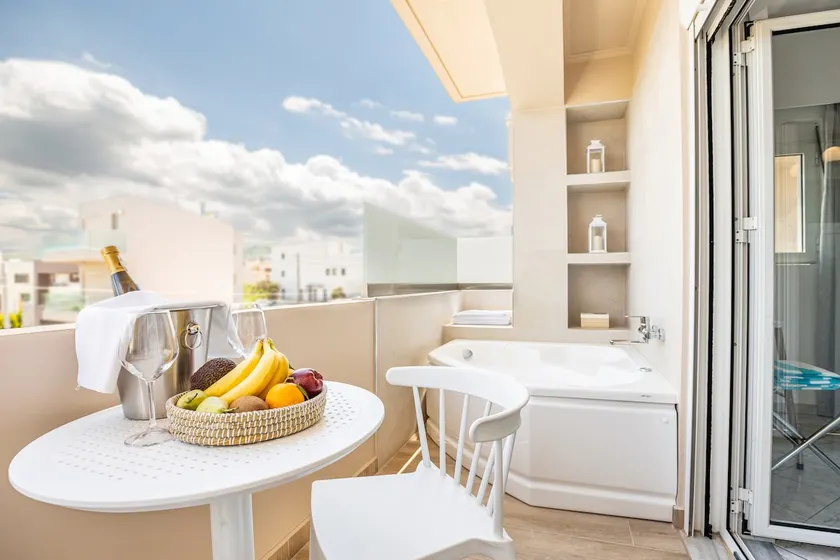 Chrisanna's Residences - White Touch - Image 1