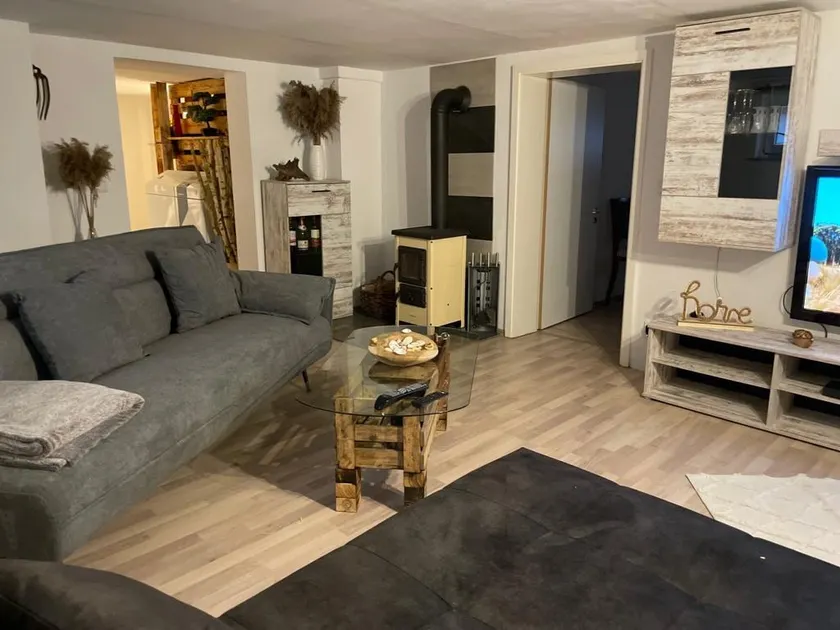 Charming apartment - Image 1