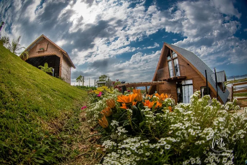 Paulo Feliphe Solar Chalet - Image 1