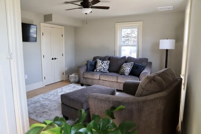 Compass Victorian Apt 2 - Image 1